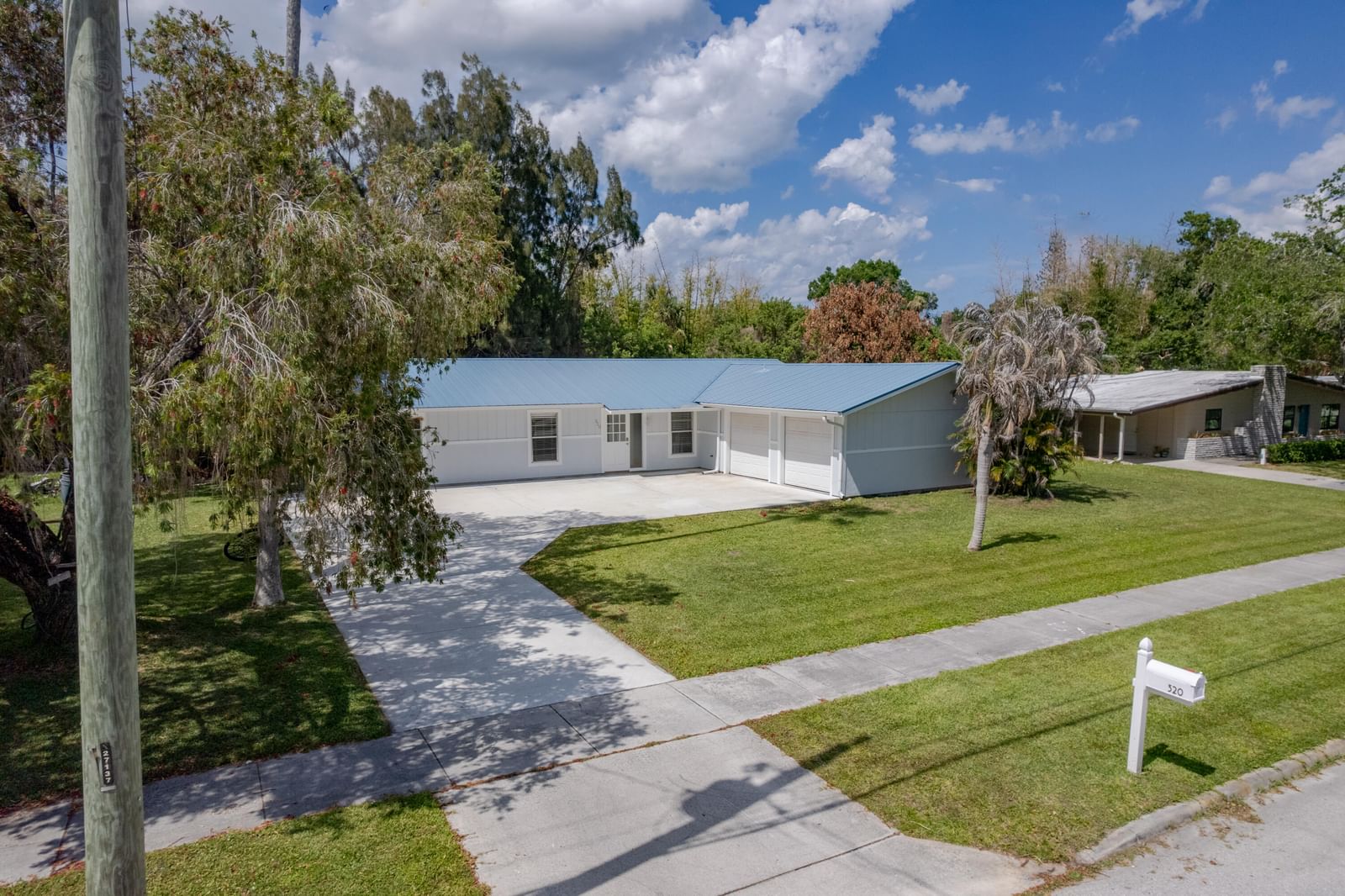 320 Chamberlain Boulevard, Fort Pierce, FL 34946 photo 5