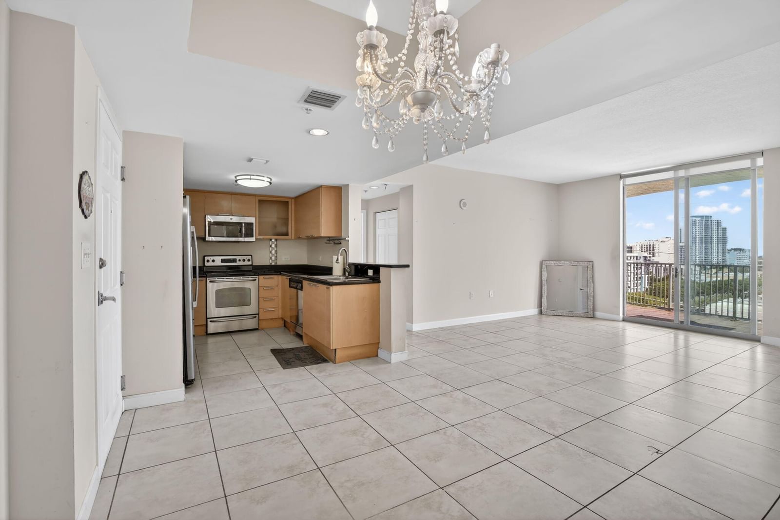140 S Dixie Highway #819, Hollywood, FL 33020 photo 2