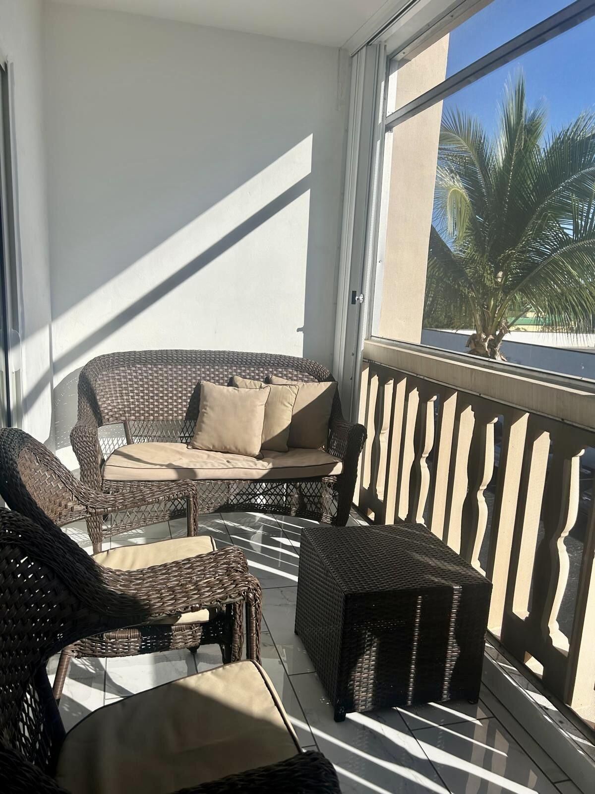 410 SE 2nd Street #323, Hallandale Beach, FL 33009 photo 2