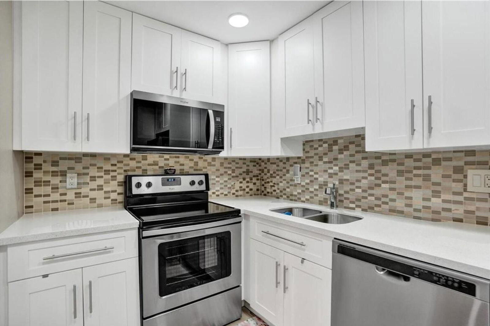 4980 E Sabal Palm Boulevard E #124, Tamarac, FL 33319 photo 2