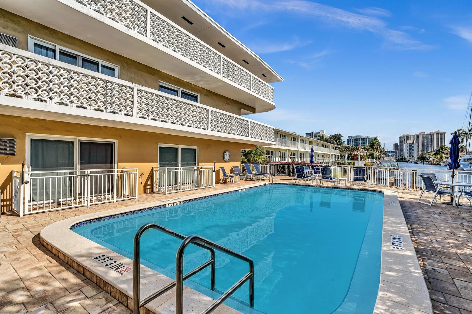 3220 Bayview Drive #211, Fort Lauderdale, FL 33306 photo 2