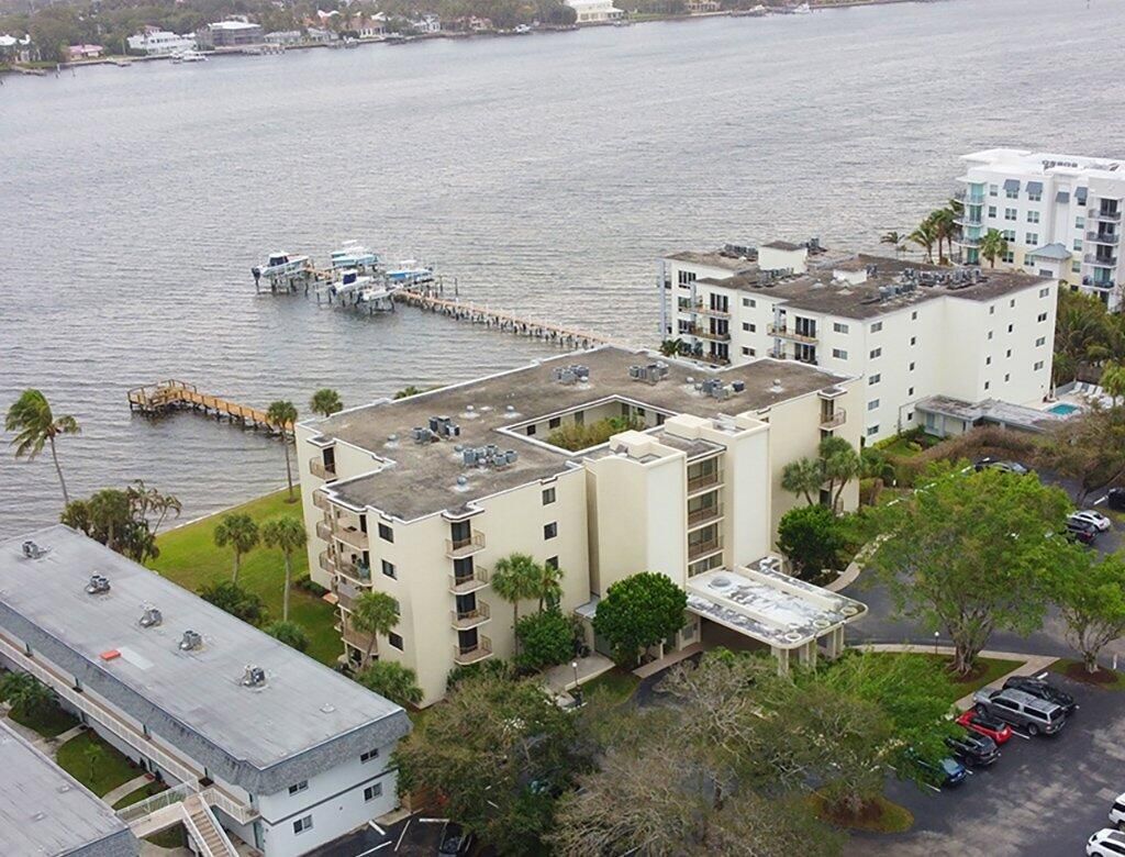 1202 S Lake Drive #502, Lantana, FL 33462 photo 4