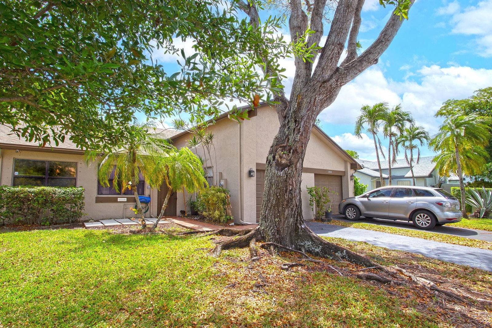 8202 NW 100th Drive, Tamarac, FL 33321 photo 4