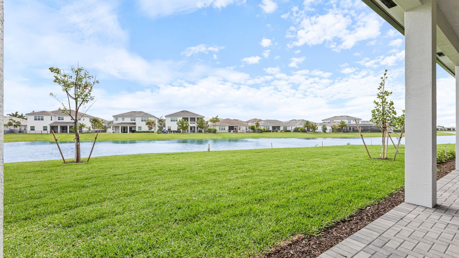 5474 Hutchinson Way, The Acreage, FL 33470 photo 2