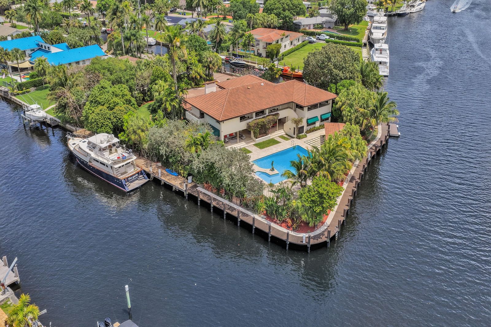 2441 SW 28th Avenue, Fort Lauderdale, FL 33312 photo 2