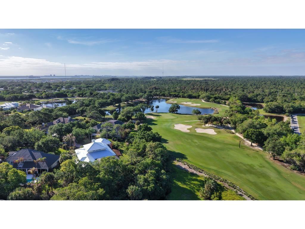 230 Oak Hammock Court SW, Vero Beach, FL 32962 photo 5