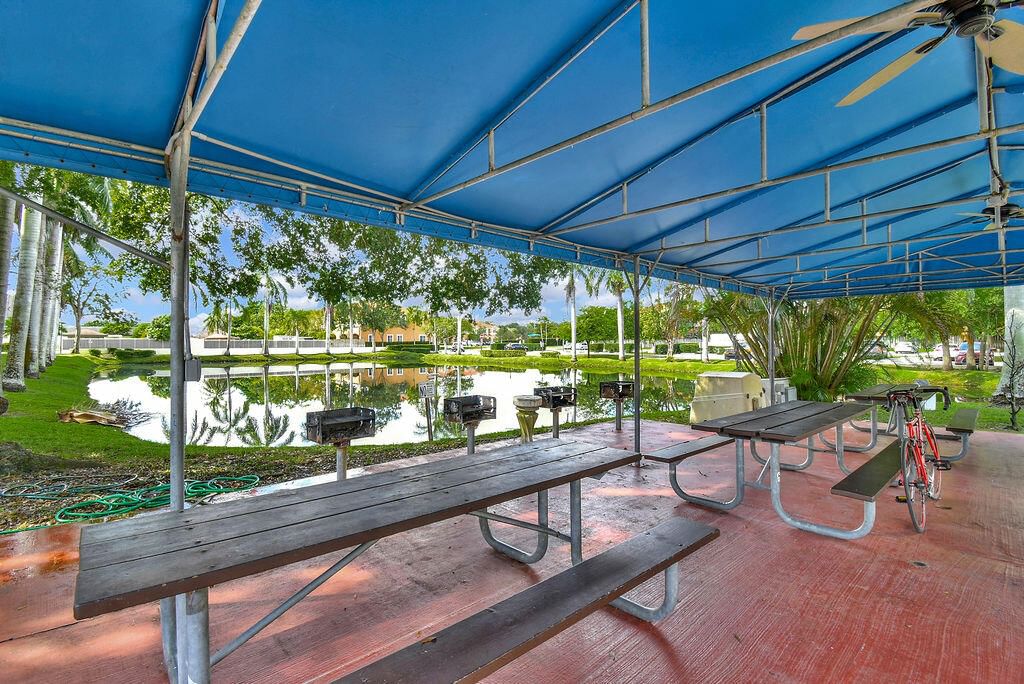 6190 Woodlands Boulevard #312, Tamarac, FL 33319 photo 4