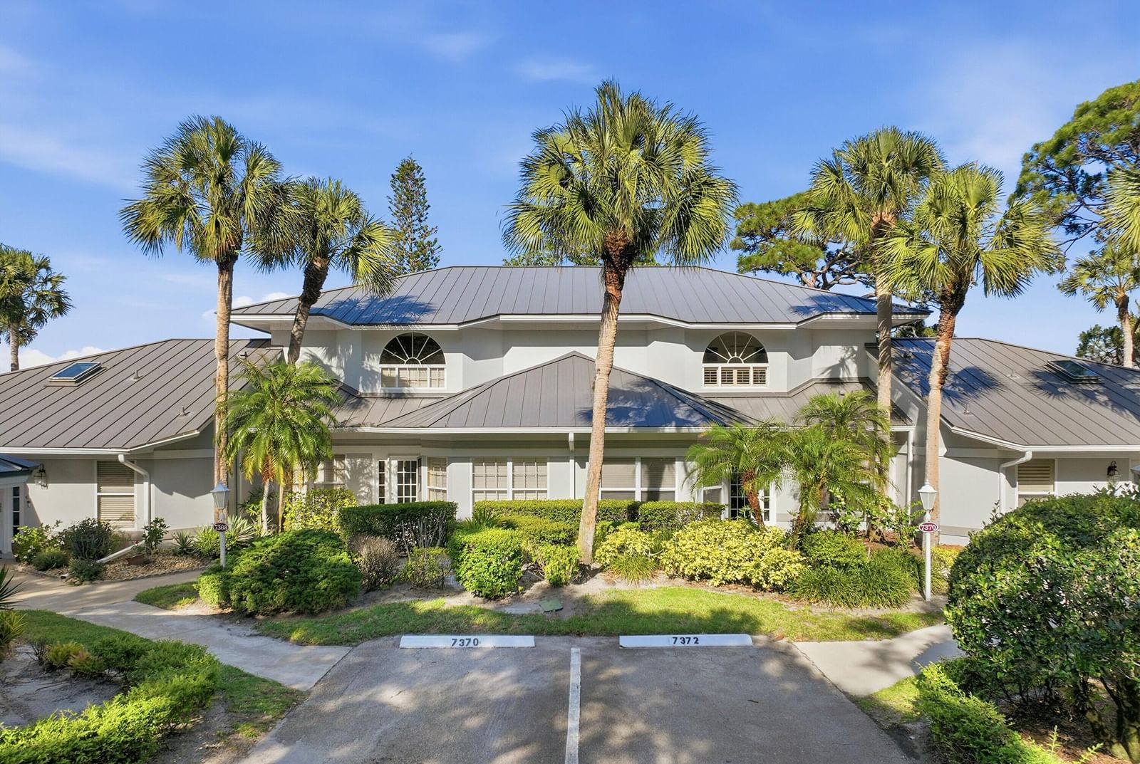 7370 Pine Creek Way, Port St Lucie, FL 34986 photo 2