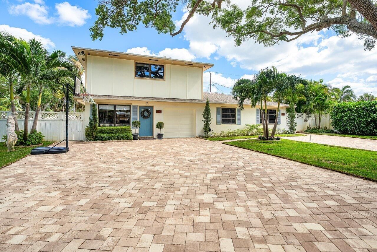 2101 N Palm Circle, North Palm Beach, FL 33408 photo 2