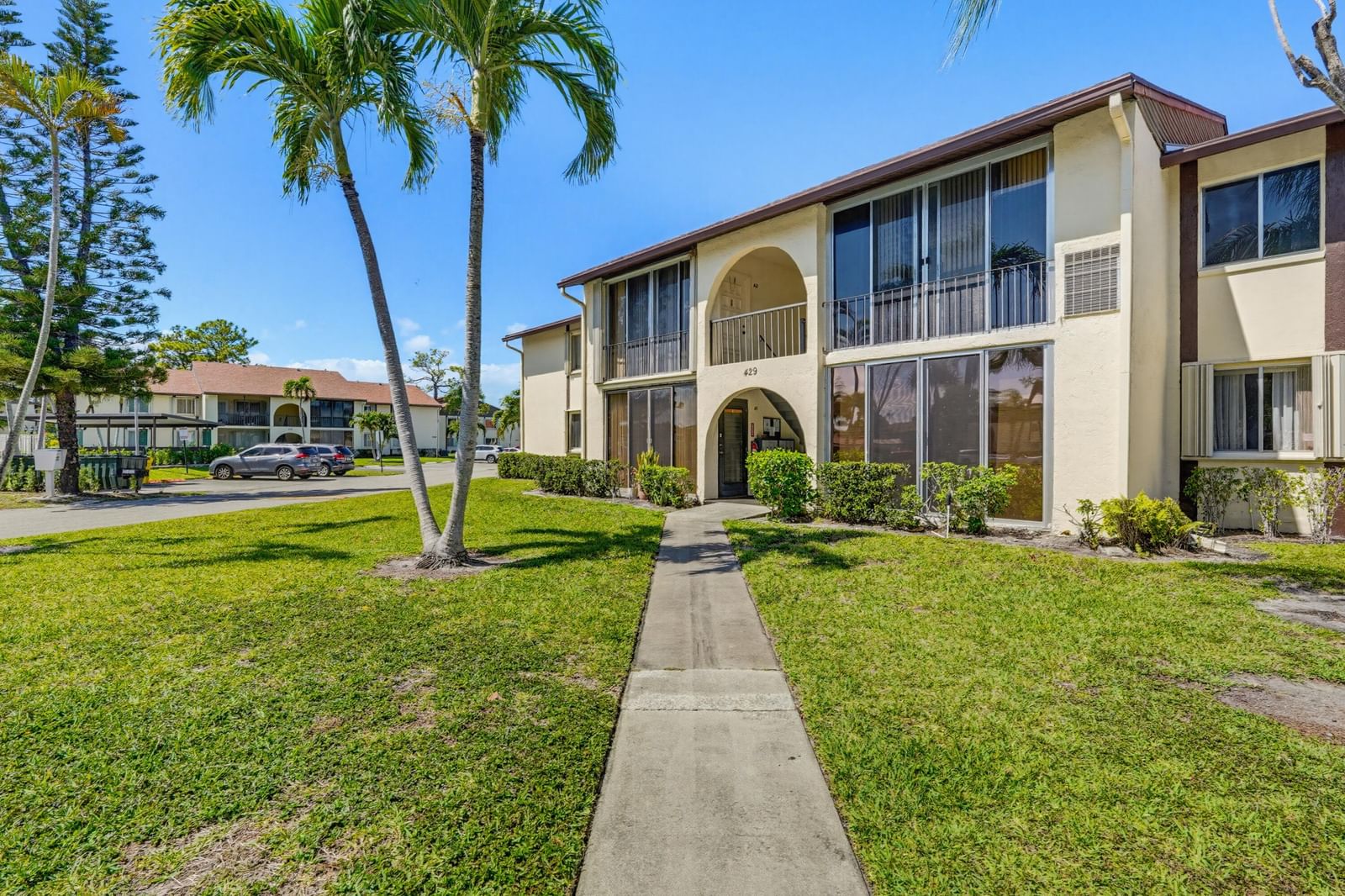5760 Pine Wood Drive #D-1, Greenacres, FL 33463 photo 2