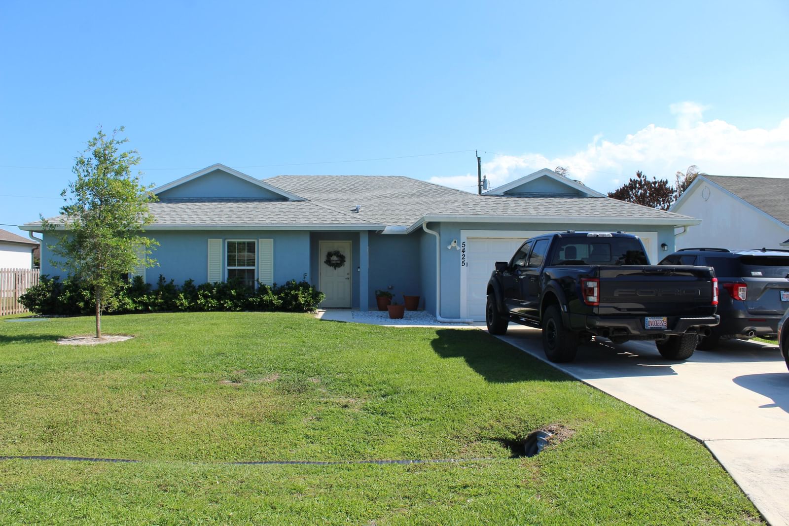 5425 NW Edgewater Avenue, Port St Lucie, FL 34983 photo 2