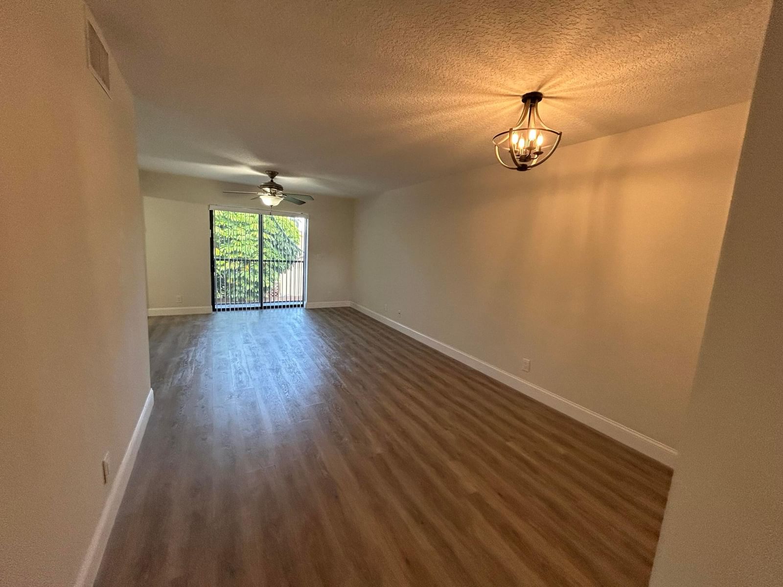 21906 Lake Forest Circle #APT 205, Boca Raton, FL 33433 photo 2