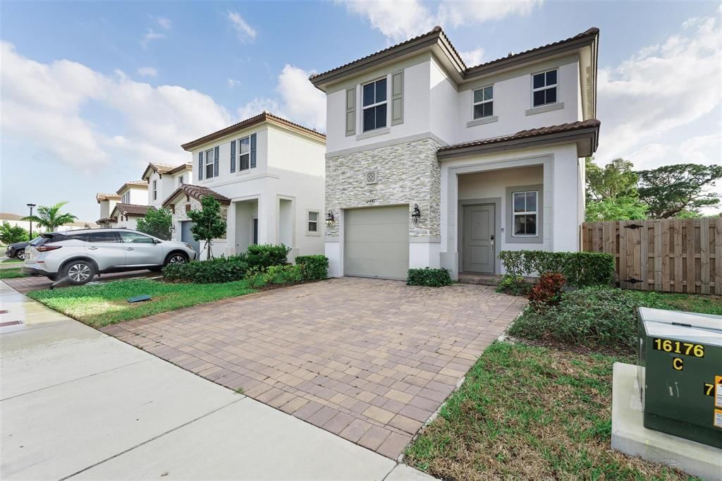2441 NW 131st Circle #2441, Miami, FL 33167 photo 4