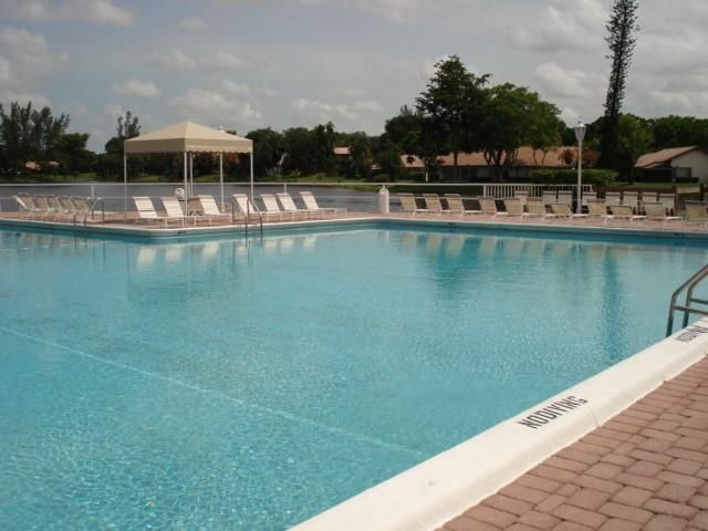 3740 Inverrary Drive #1a, Lauderhill, FL 33319 photo 4