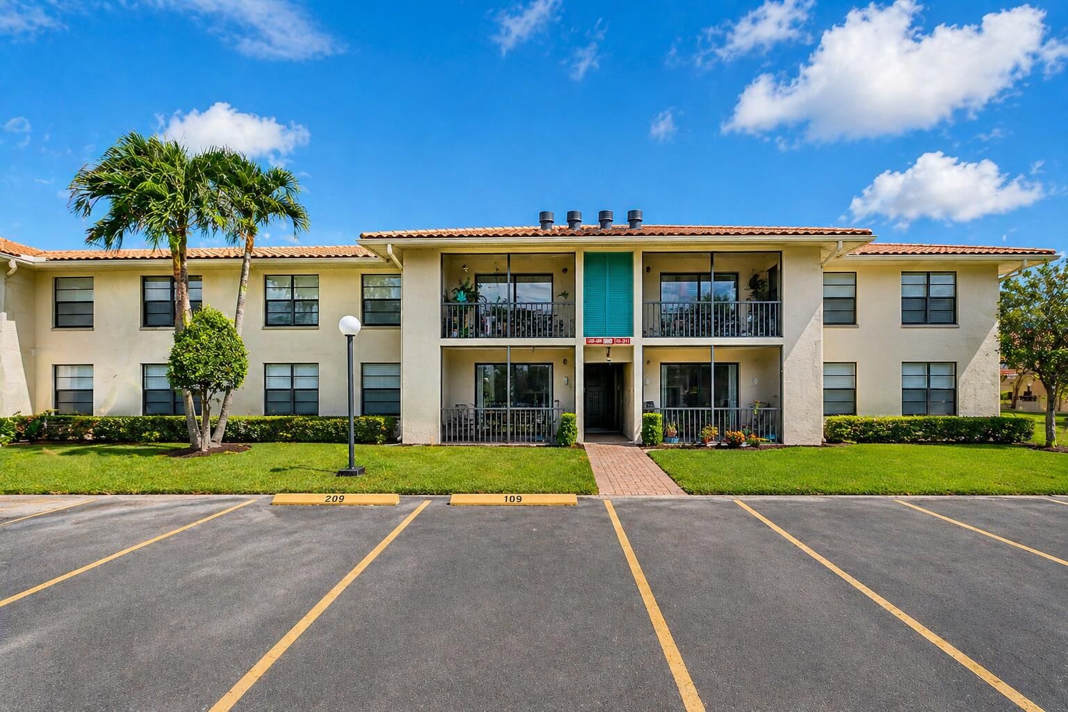 9960 Pineapple Tree Drive #109, Boynton Beach, FL 33436 photo 4