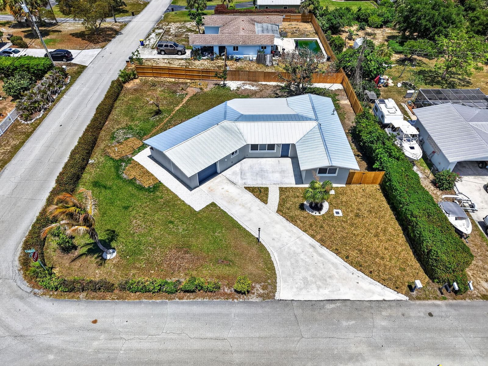 9361 SE Duncan Street, Hobe Sound, FL 33455 photo 2