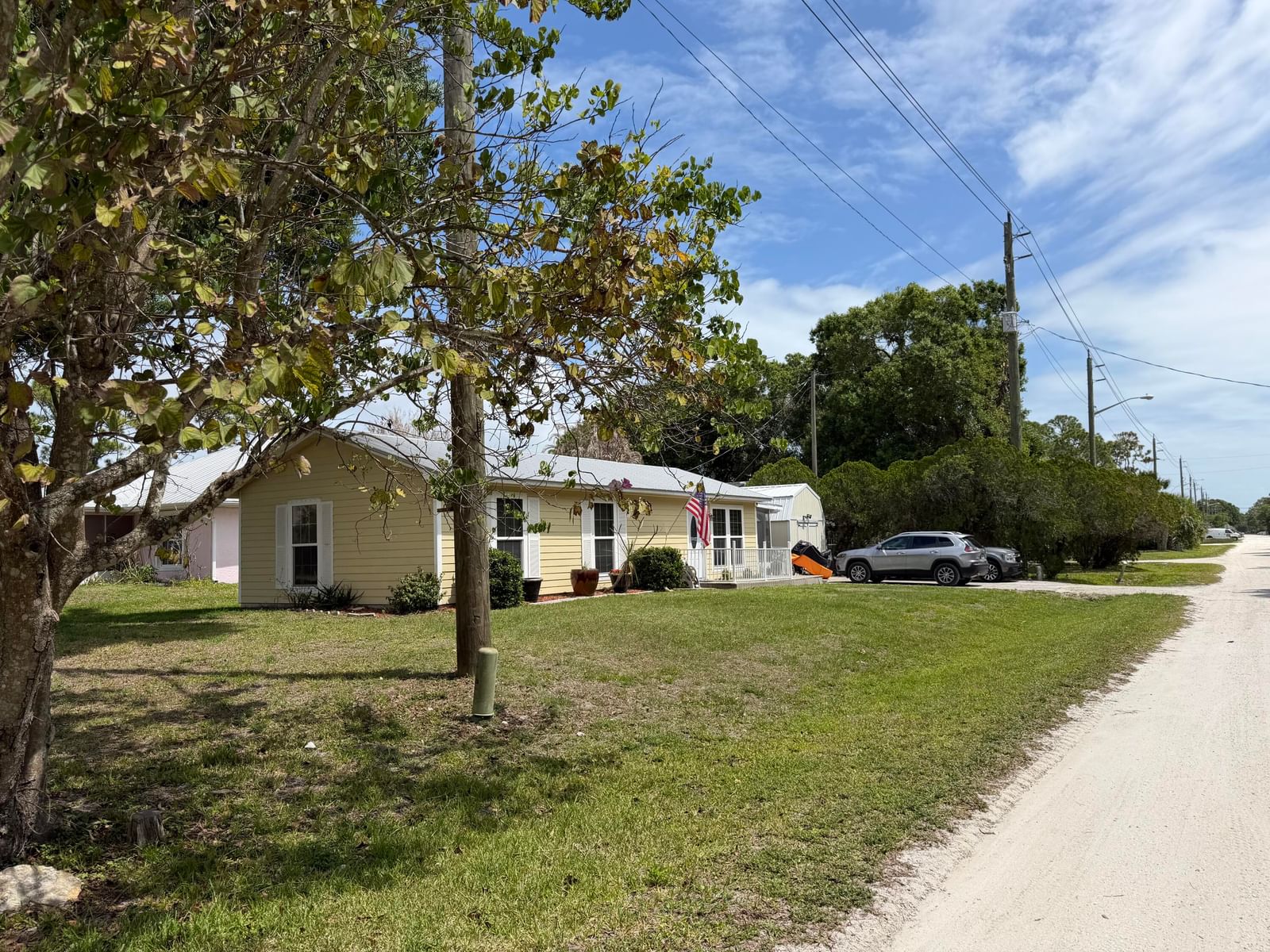 2326 SW 15th St Street SW, Vero Beach, FL 32962 photo 3