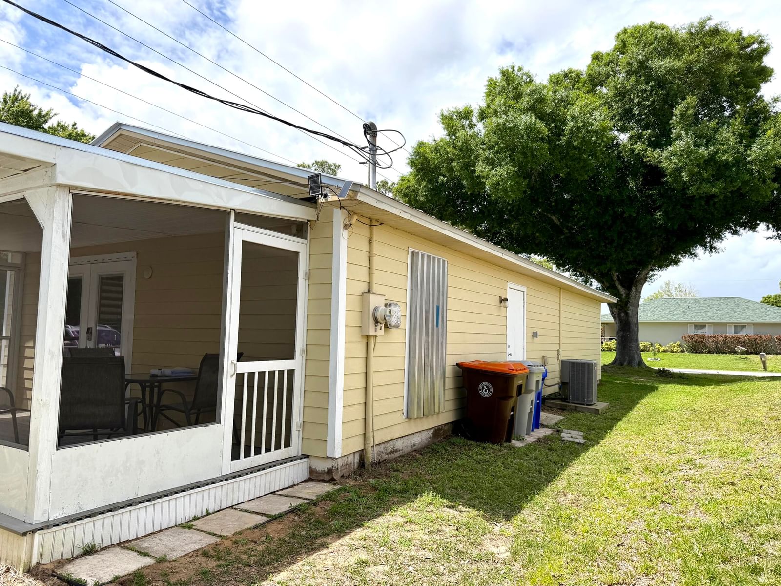 2326 SW 15th St Street SW, Vero Beach, FL 32962 photo 4