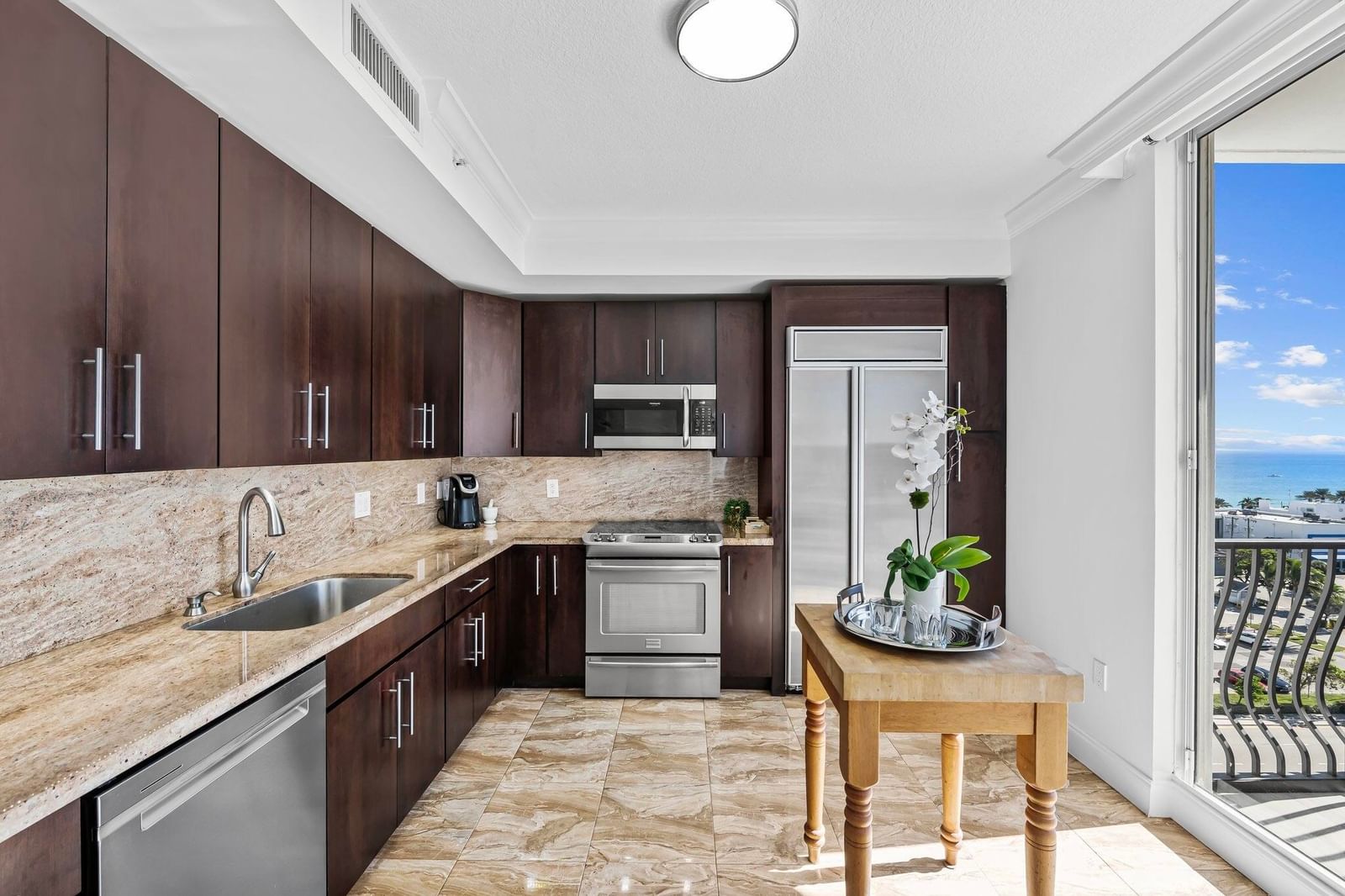100 S Birch Road #1004, Fort Lauderdale, FL 33316 photo 4