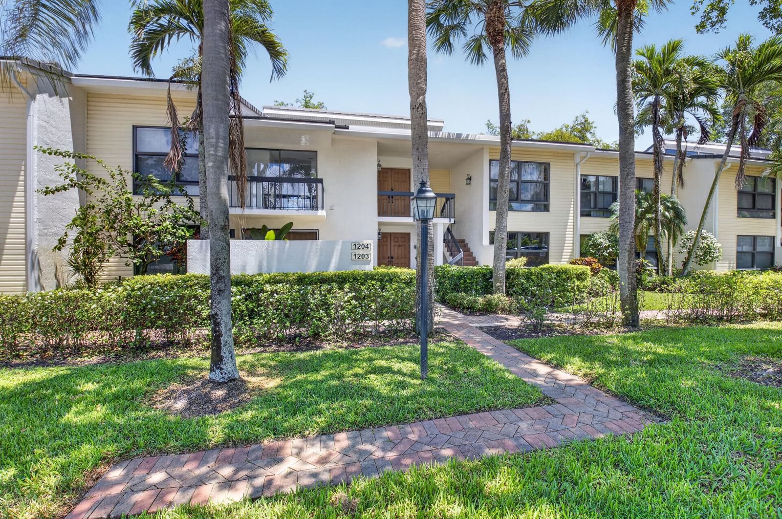 6760 Willow Wood Drive #1204, Boca Raton, FL 33434 photo 2