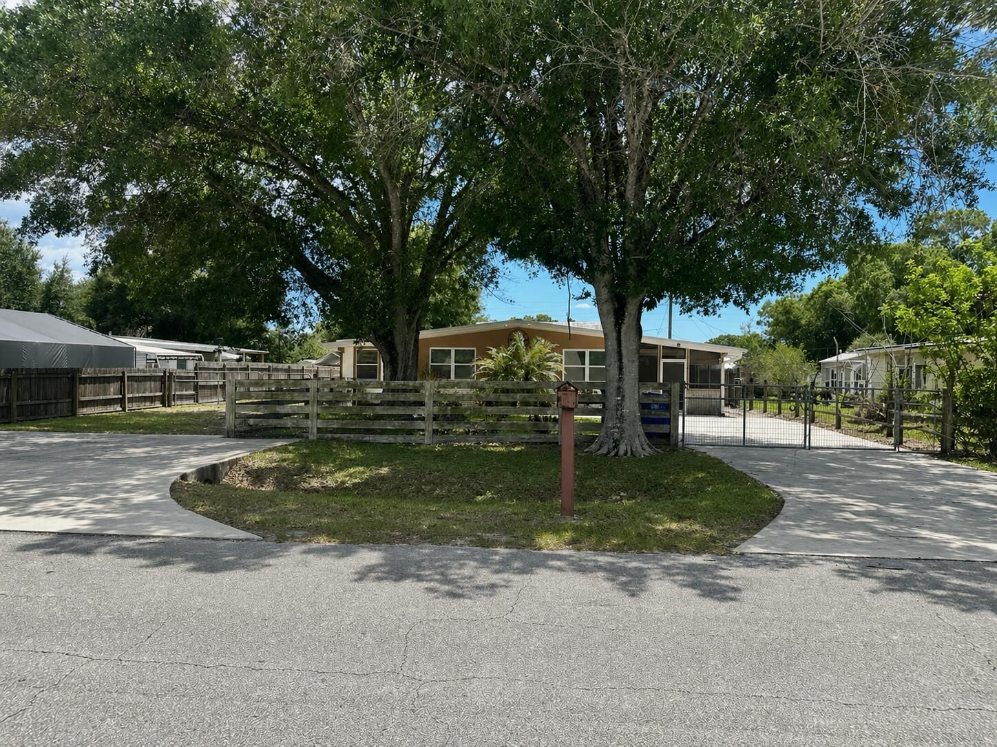1005 NW 5th Street, Okeechobee, FL 34972 photo 3