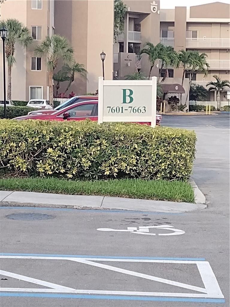 7621 Trent Drive #111, Tamarac, FL 33321 photo 2