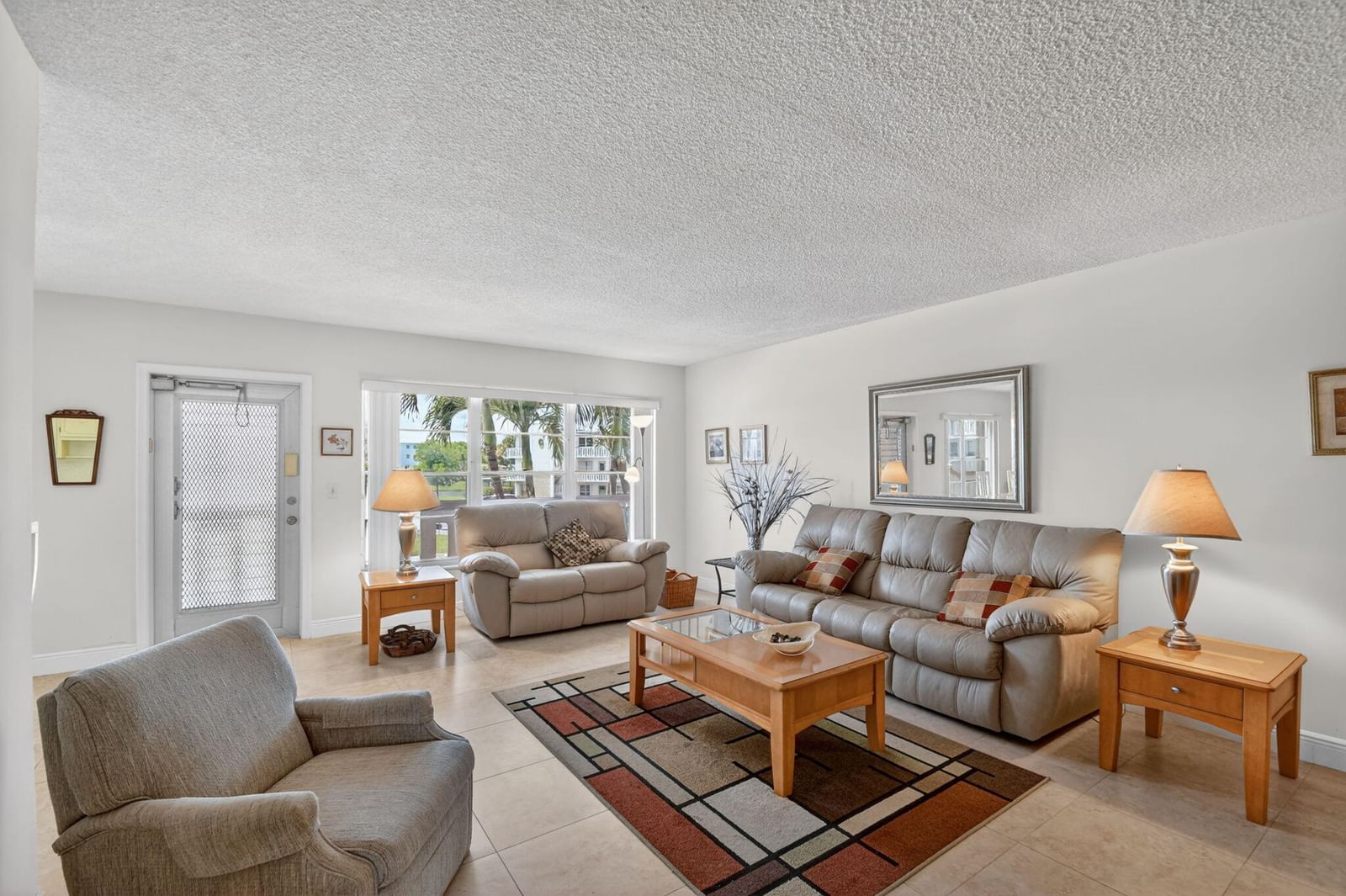 202 Wellington D Cir, West Palm Beach, FL 33417 photo 2