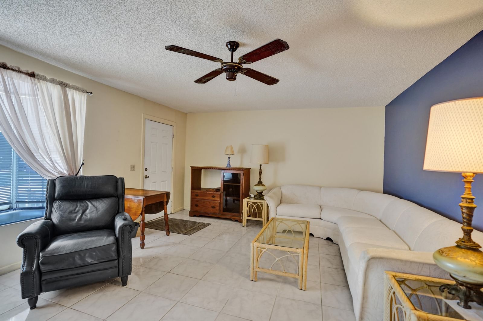 2886 Floral Road, Lake Worth, FL 33462 photo 4