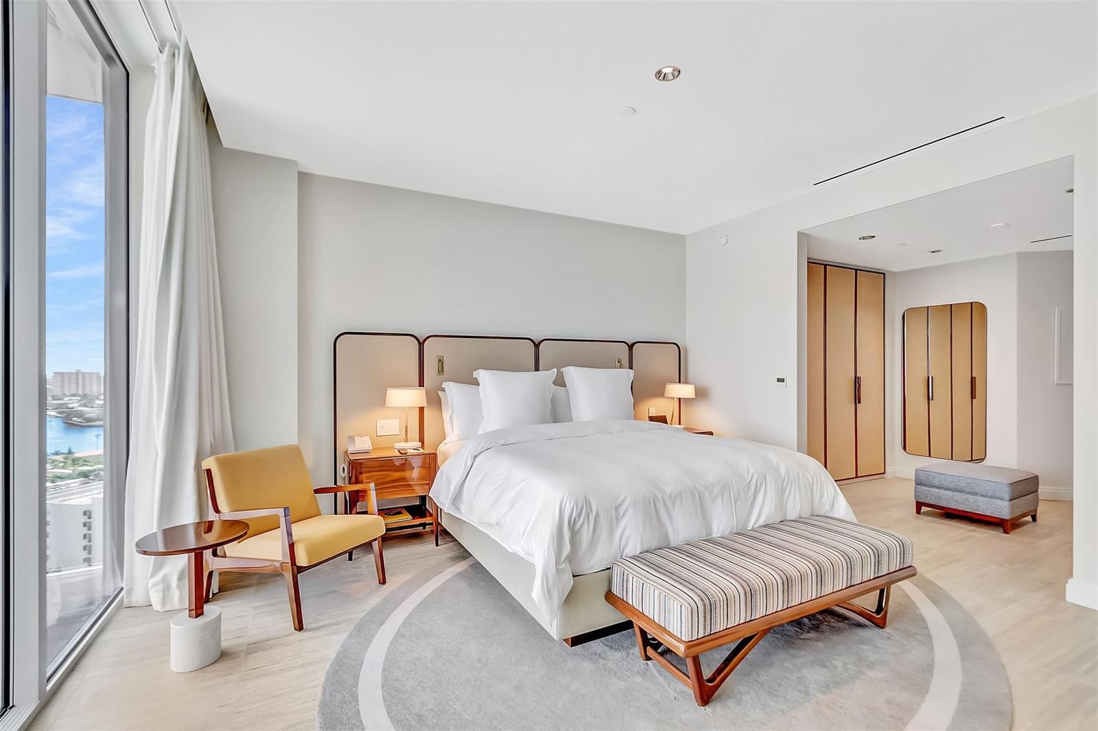 525 N Fort Lauderdale Beach Boulevard #1607, Fort Lauderdale, FL 33304 photo 4