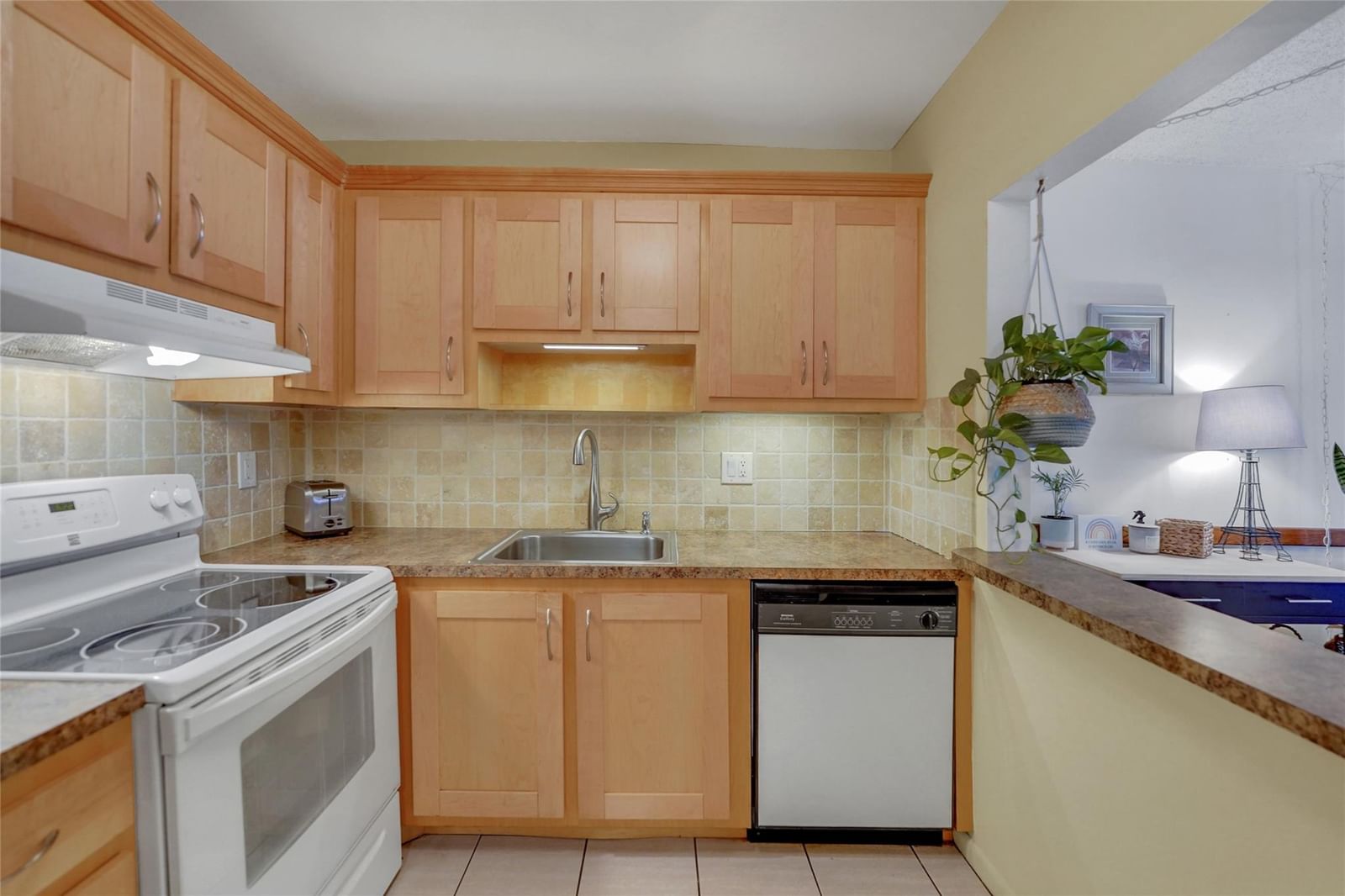 257 S Cypress Road #401, Pompano Beach, FL 33060 photo 3