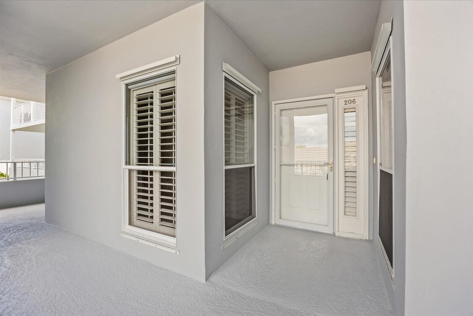 1903 Bay Road #206, Vero Beach, FL 32963 photo 2