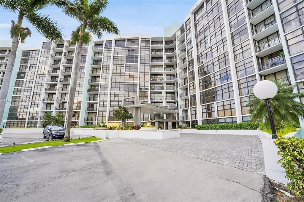 200 Leslie Drive #1128, Hallandale Beach, FL 33009 photo 2