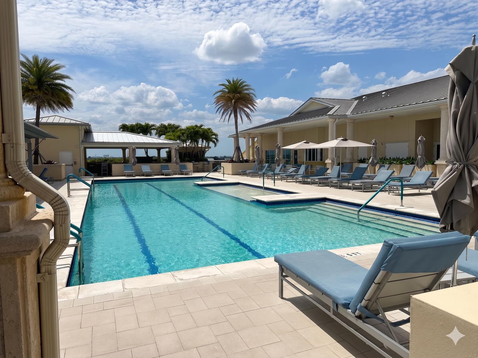 2640 Lake Shore Drive #309, Riviera Beach, FL 33404 photo 4
