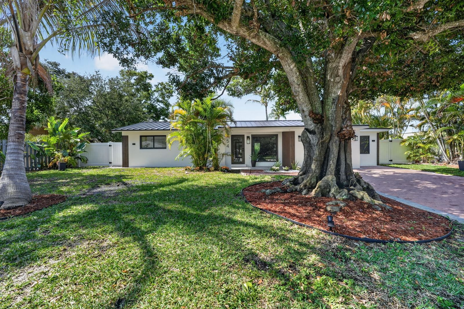 454 Dover Road, Jupiter, FL 33469 photo 3