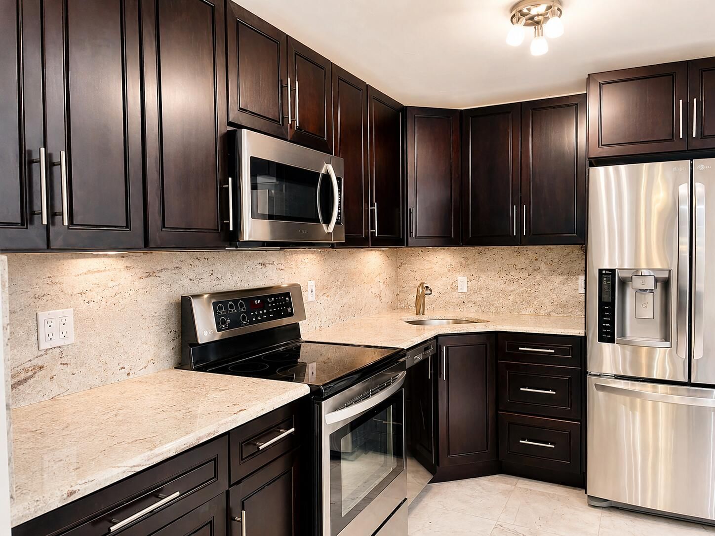 7000 NW 17th Street #203, Plantation, FL 33313 photo 2