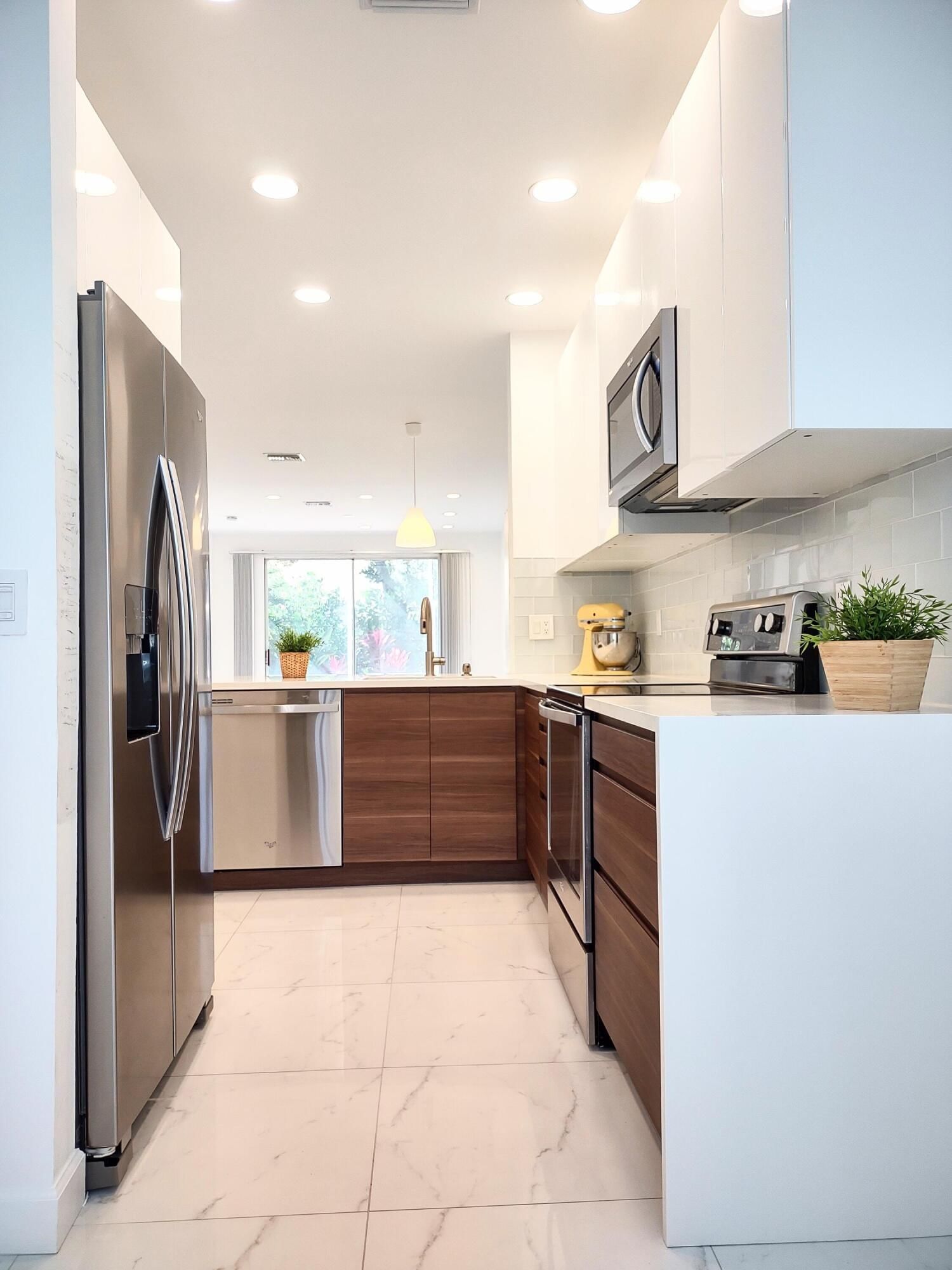 6698 Via  Regina, Boca Raton, FL 33433 photo 3