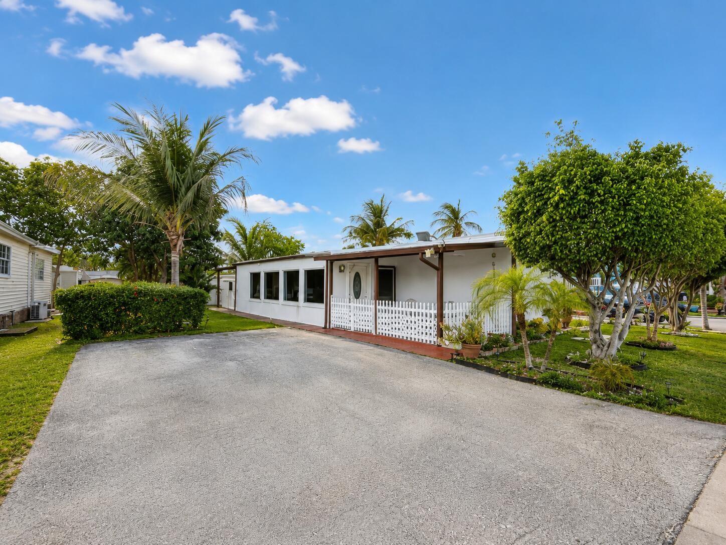 11201 SW 55th Street #F16, Miramar, FL 33025 photo 2