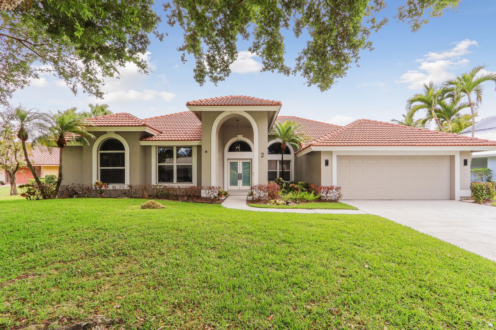 2 Old Fence Road, Palm Beach Gardens, FL 33418 photo 2