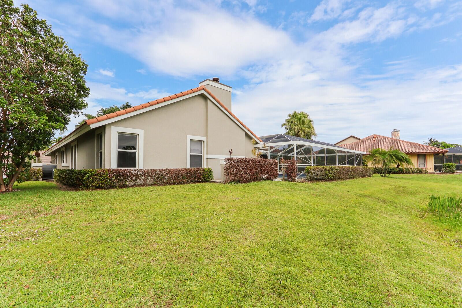 2 Old Fence Road, Palm Beach Gardens, FL 33418 photo 3