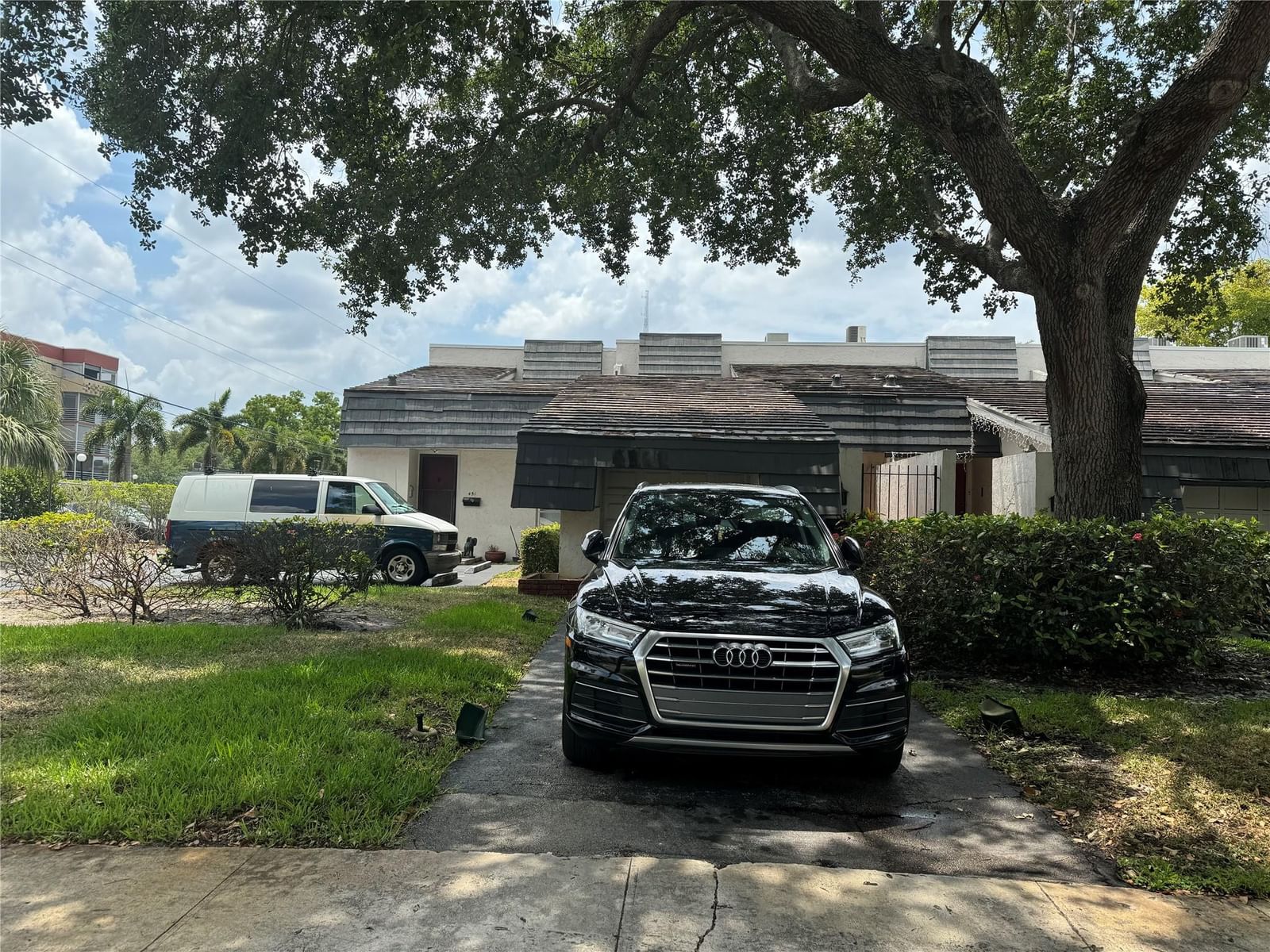 455 NW 68th Avenue #702, Plantation, FL 33317 photo 2
