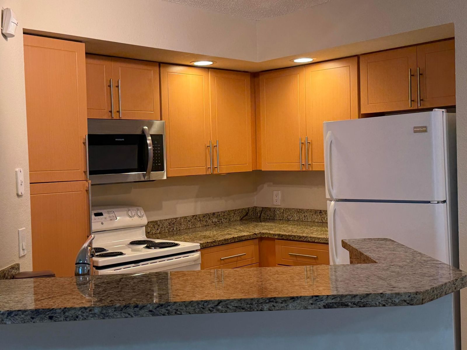 3390 N Pinewalk Drive #1012, Margate, FL 33063 photo 2