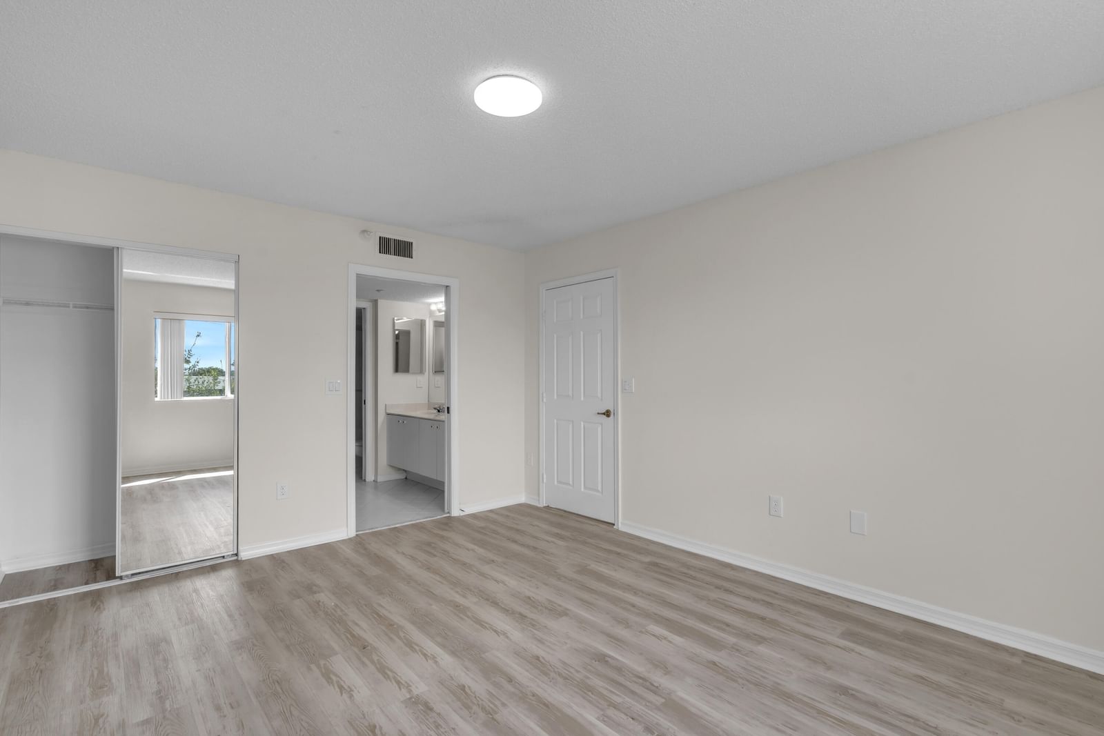 7763 Southampton Terrace #405, Tamarac, FL 33321 photo 2