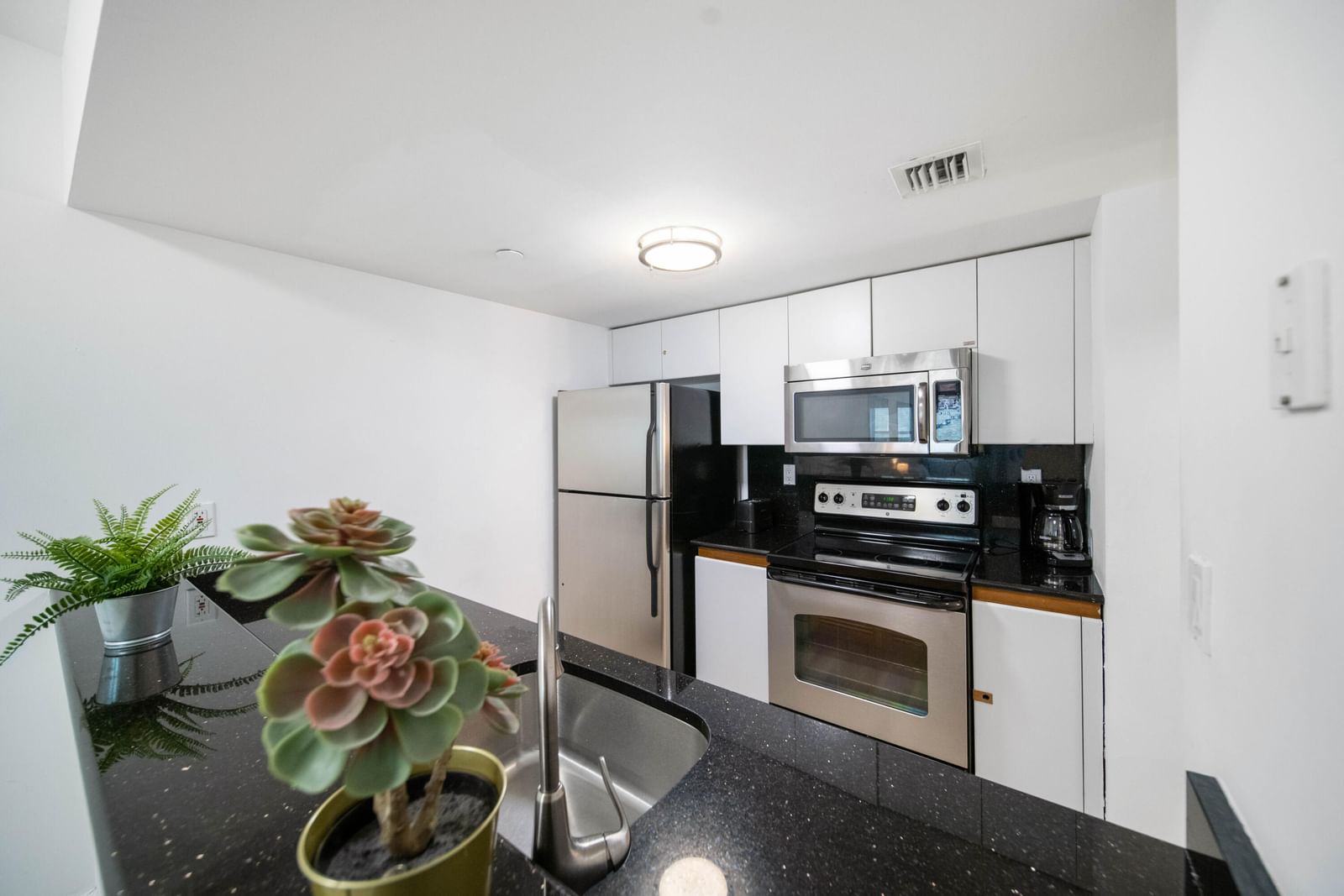 834 Ocean Drive #406, Miami Beach, FL 33139 photo 5