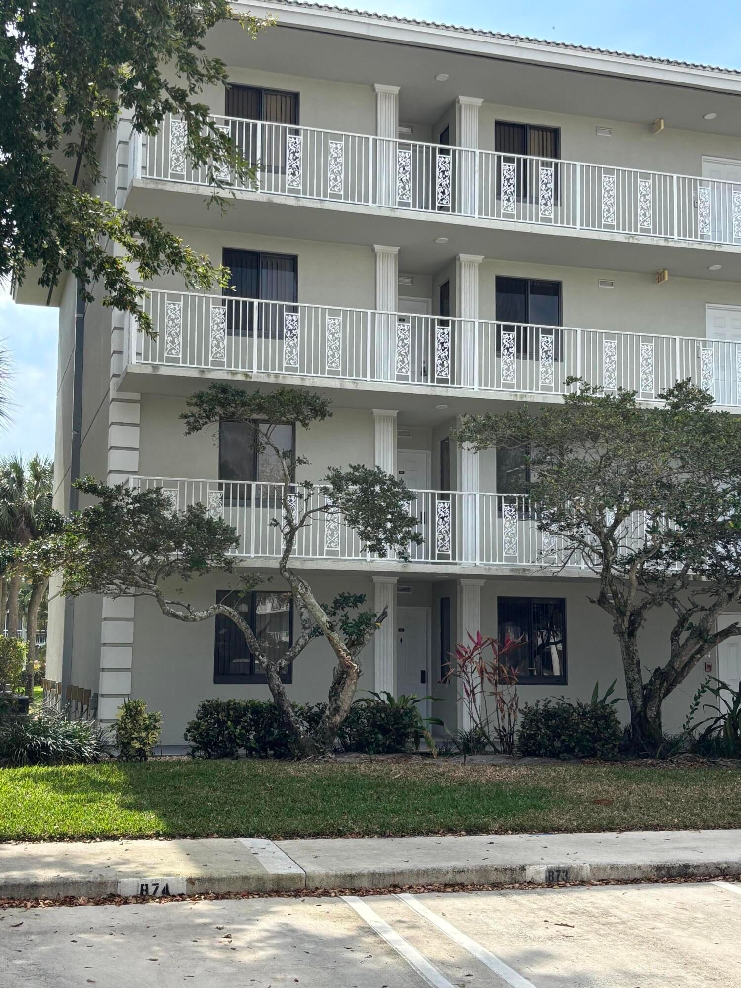 2561 Village Boulevard #101, West Palm Beach, FL 33409 photo 2