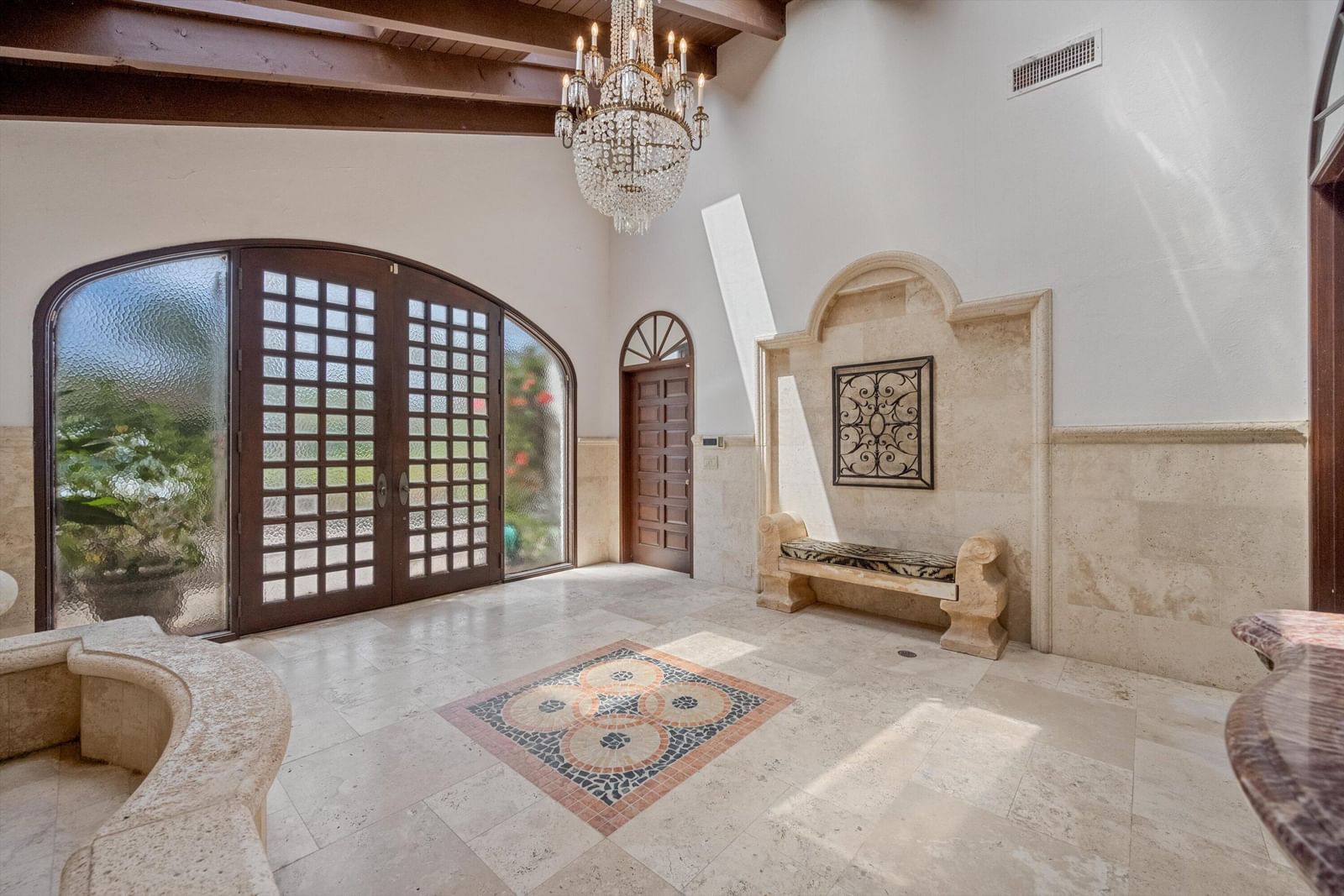 23 Sloans Curve Drive, Palm Beach, FL 33480 photo 4