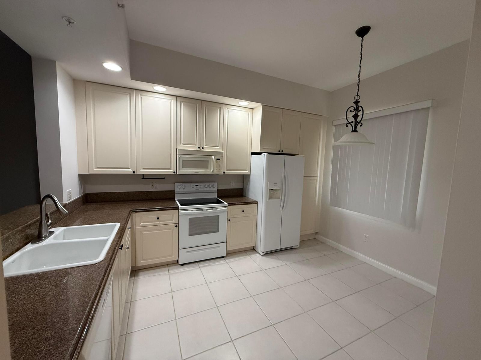 20 Harbour Isle Drive W #Ph01, Fort Pierce, FL 34949 photo 3