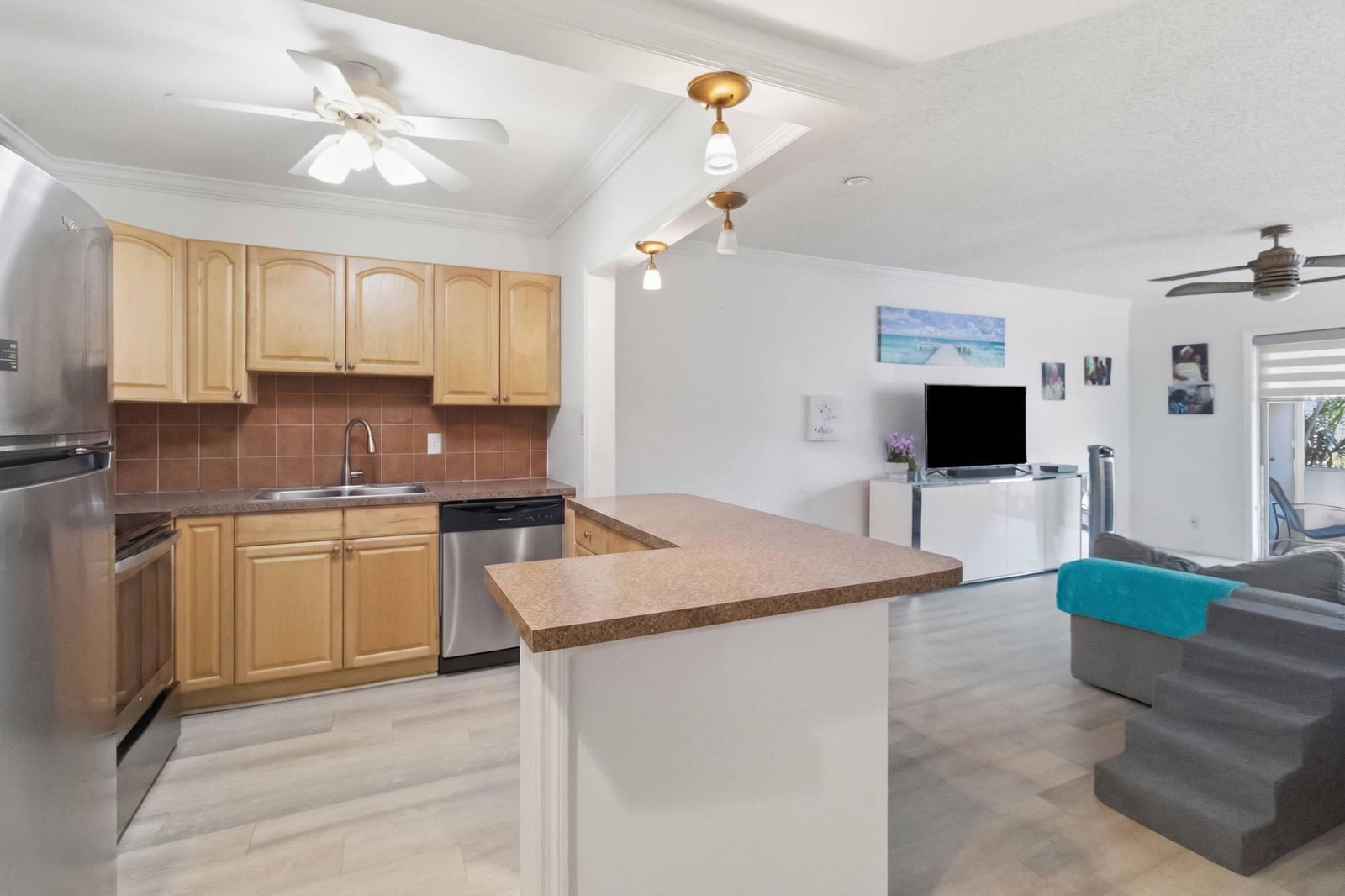 259 S Cypress Road #506, Pompano Beach, FL 33060 photo 5