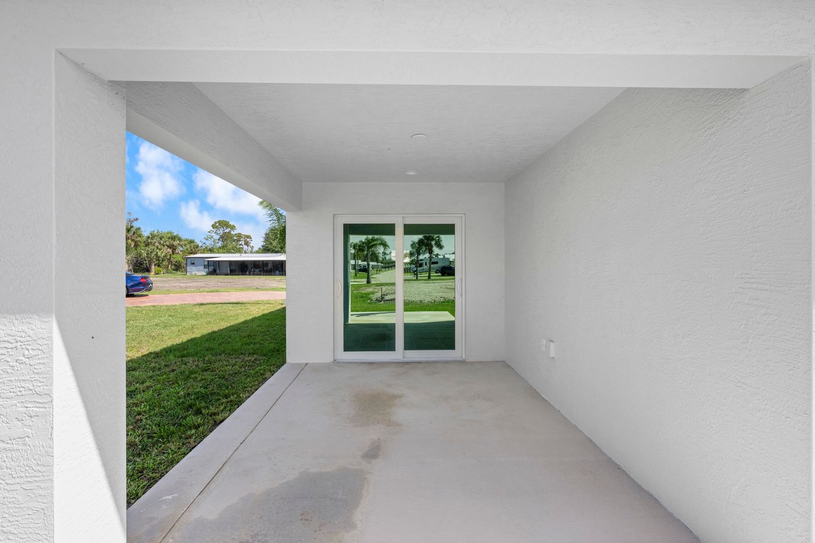 2 Las Casitas Court, Fort Pierce, FL 34951 photo 2
