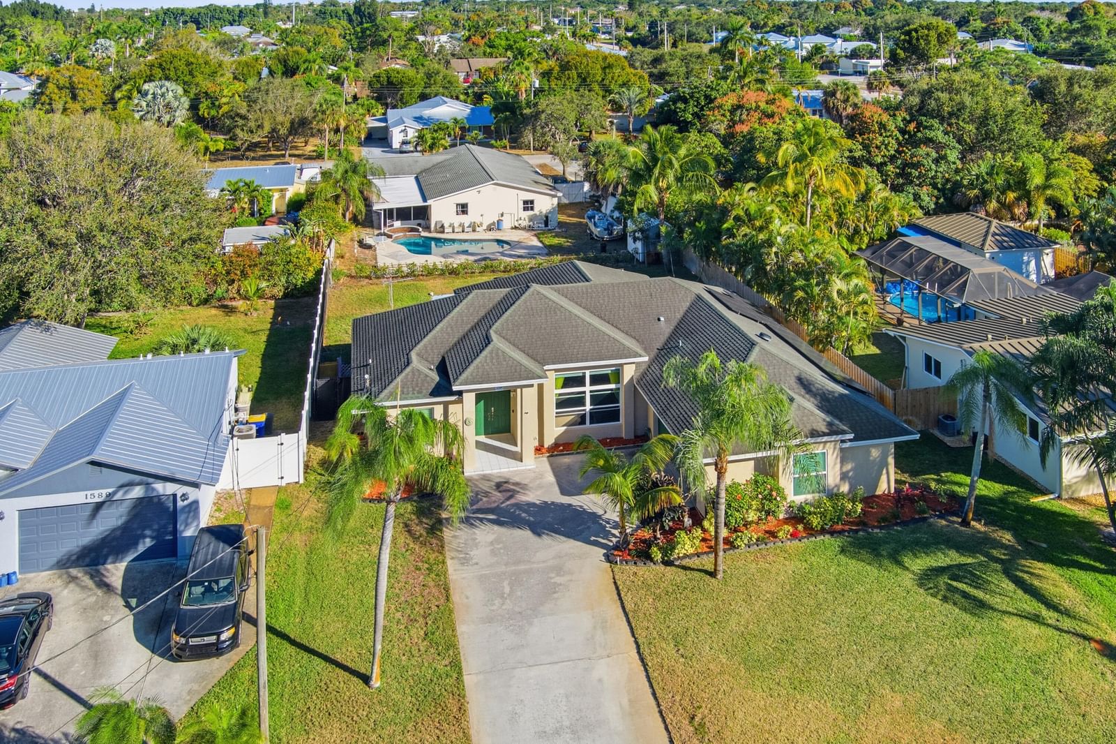1569 NE Amy Avenue, Jensen Beach, FL 34957 photo 2