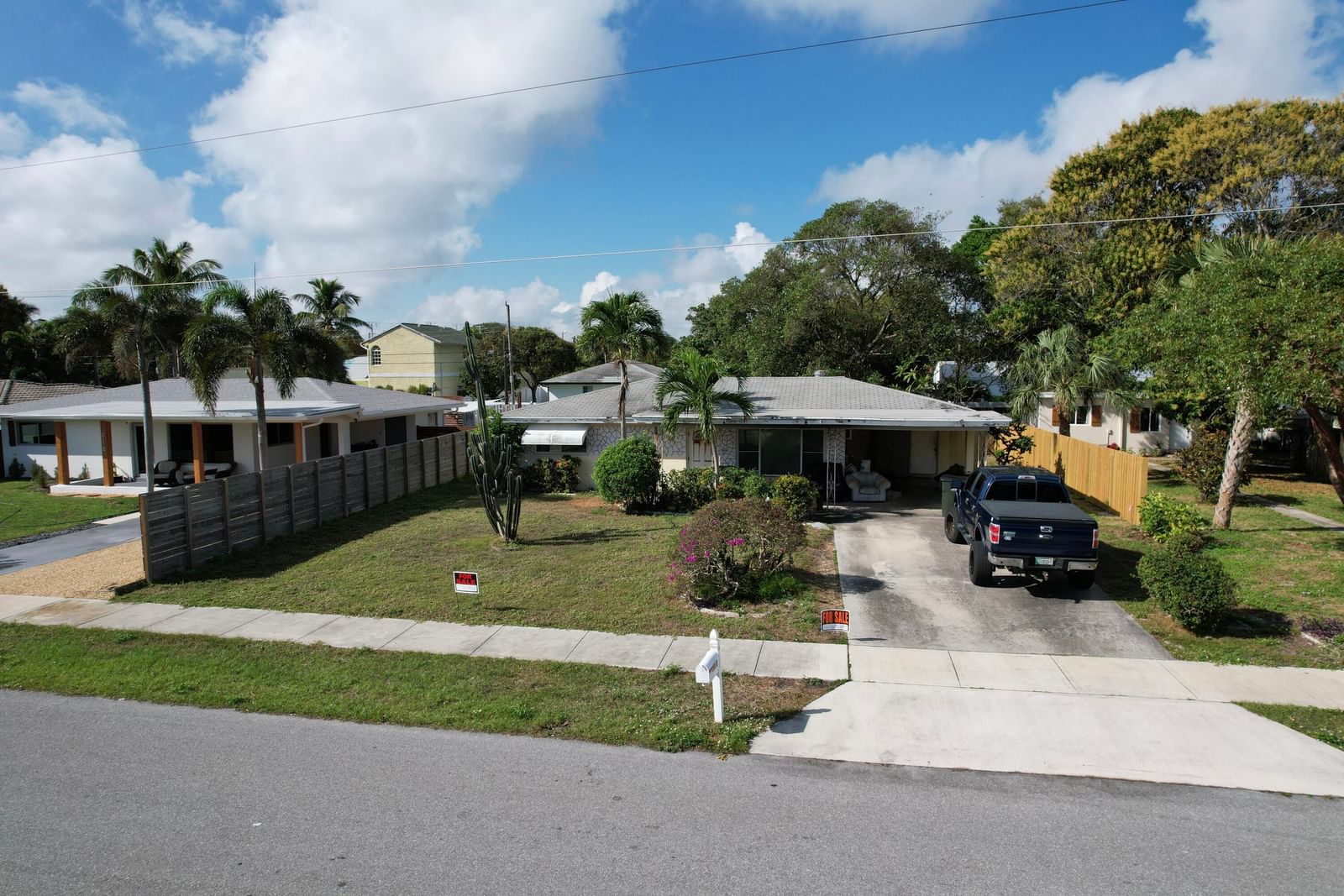 910 SE 3rd Avenue, Delray Beach, FL 33483 photo 2